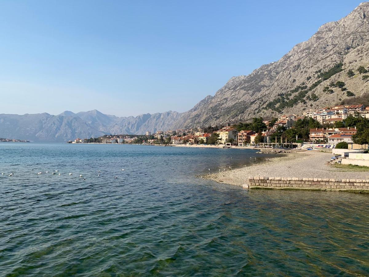 Apartment With Swimmingpool, Seaview And Large Terrace, 1St Floor, Min 2 Persons Dobrota Esterno foto